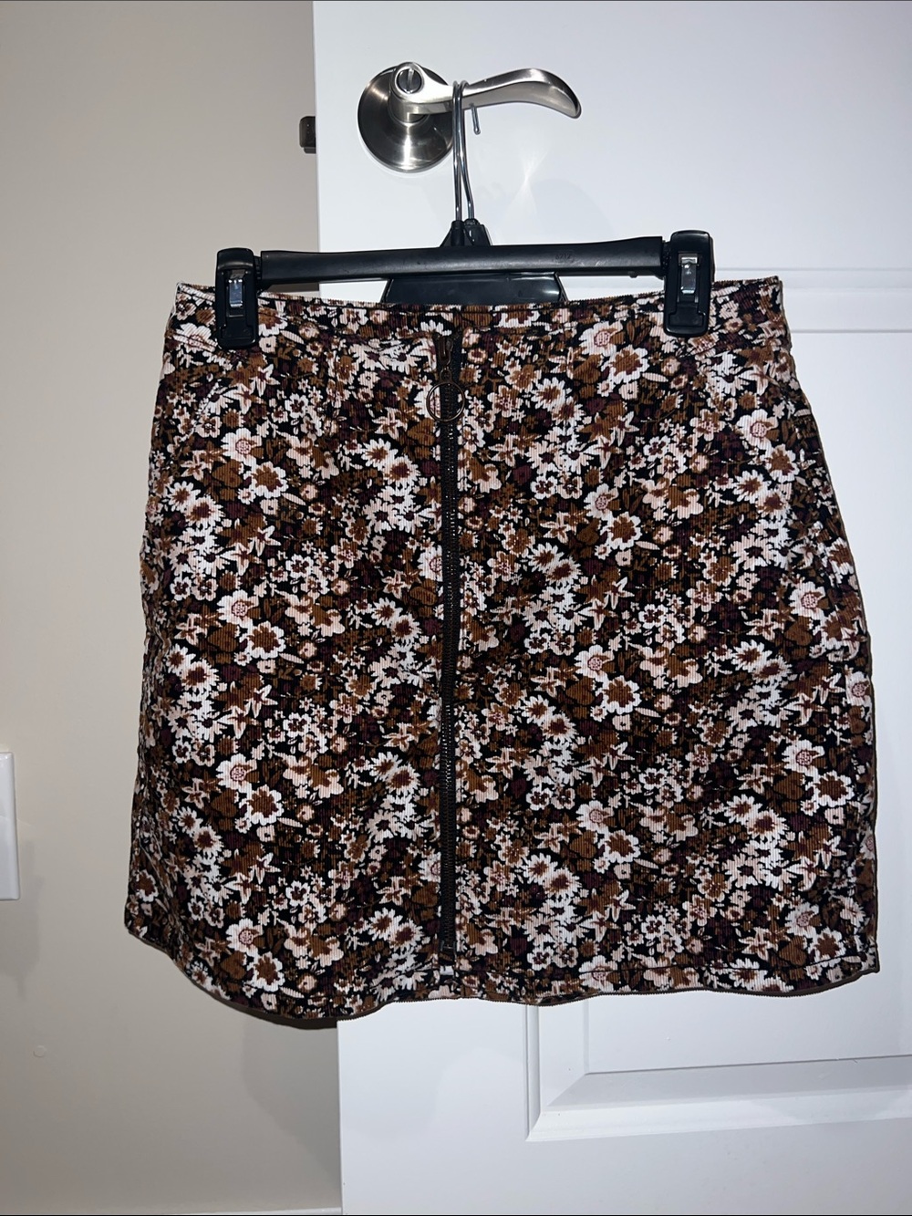 Arizona Jean Company Brown and Black Floral Zip-Front Mini Skirt